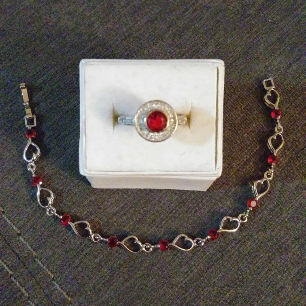 New garnet set